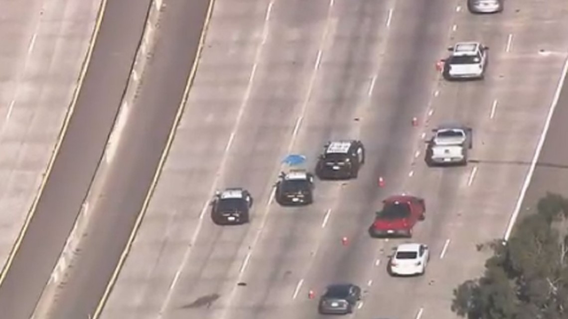 Pedestrian fatally struck on I-5 in downtown San Diego | cbs8.com