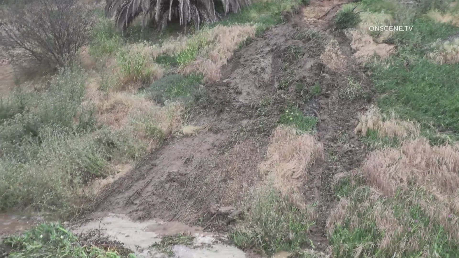 Video of mudslide caused by sheared hydrant.