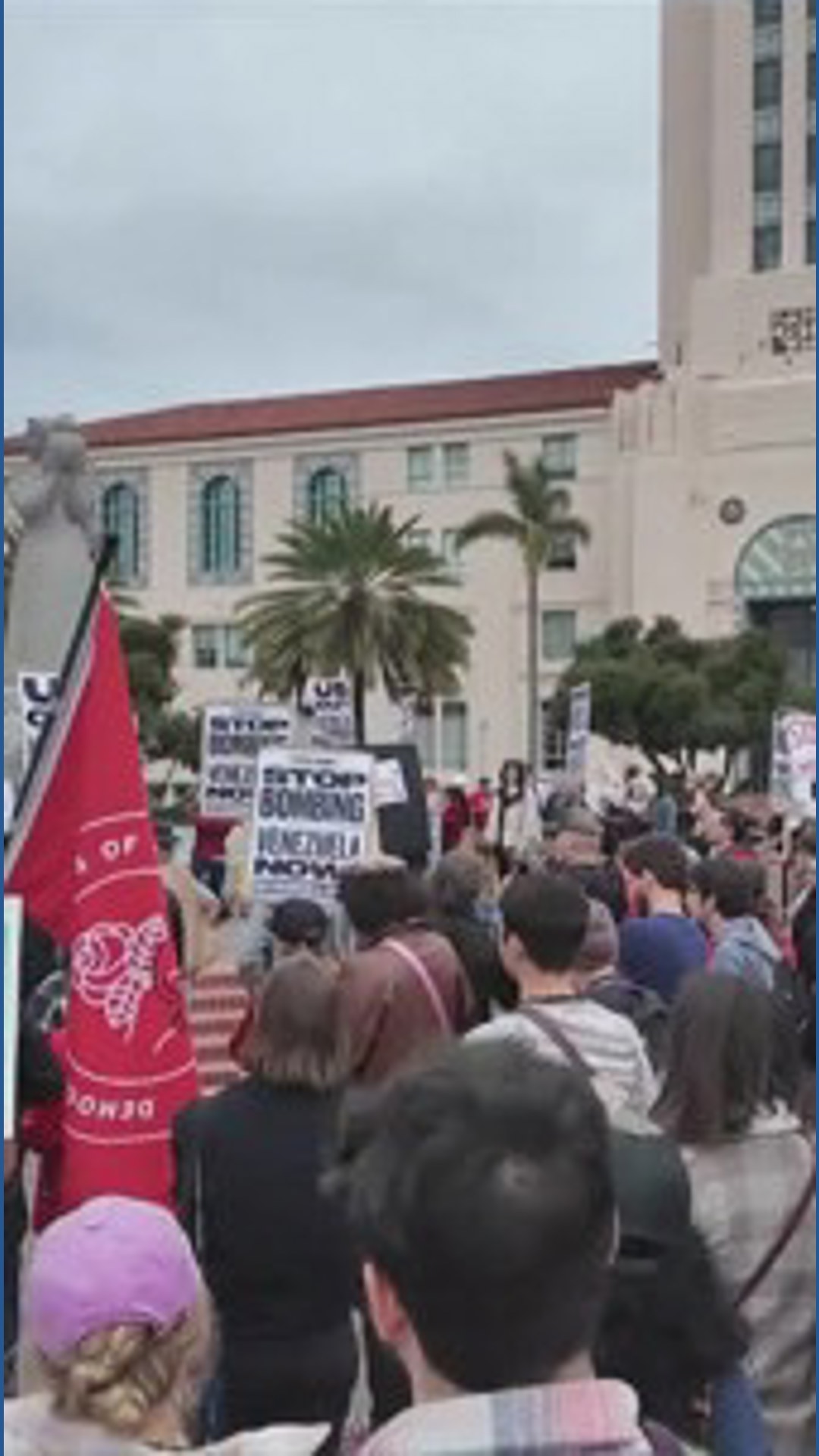 Protestors opposed to Venezuelan President Maduro's capture gather in ...