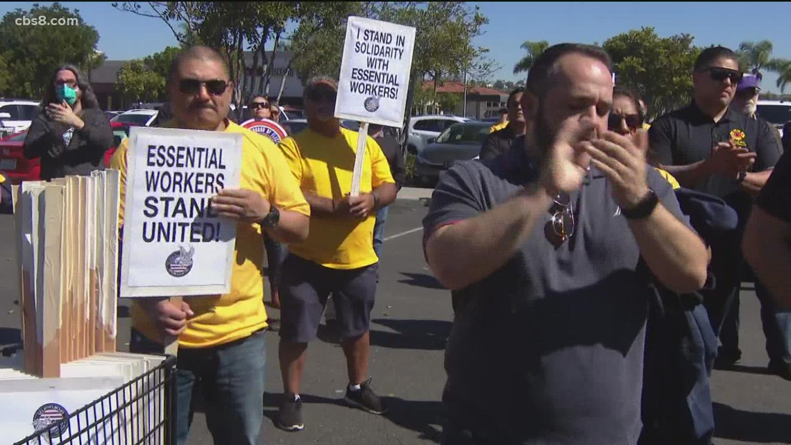 Workers reach tentative agreement with grocery stores - Vimarsana News