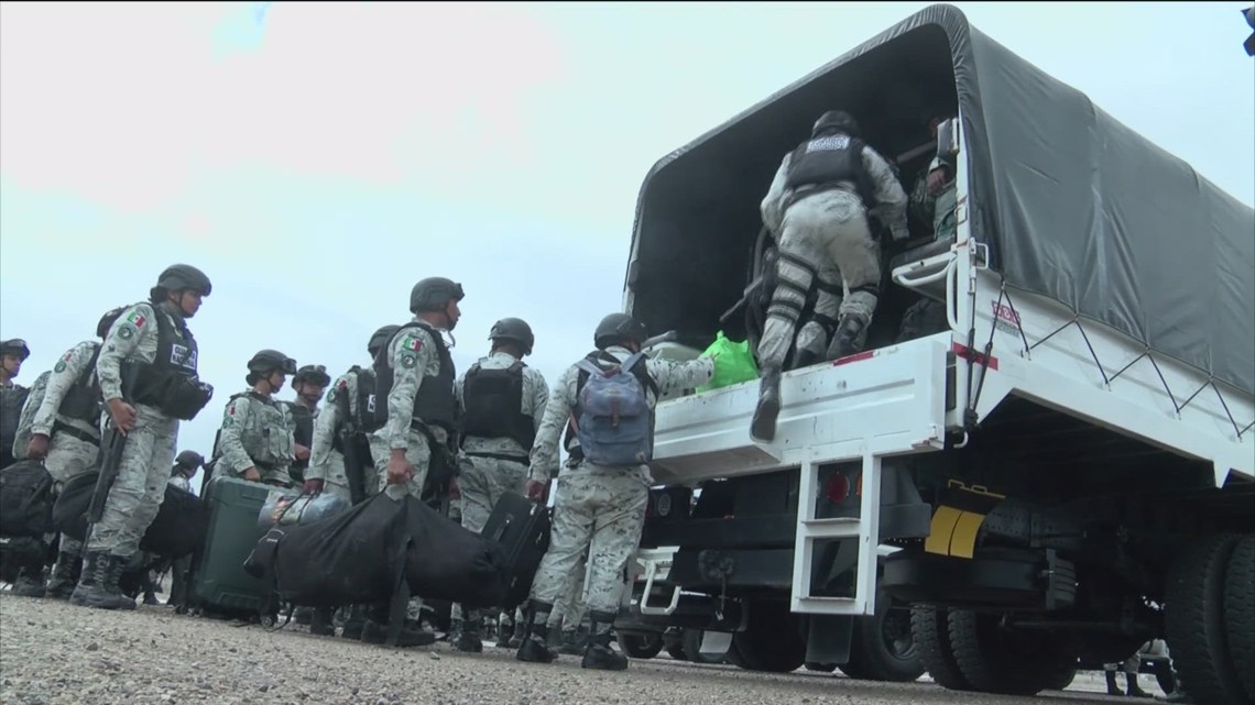 Mexican troops arrive at Tijuana, along US-Mexico border | cbs8.com