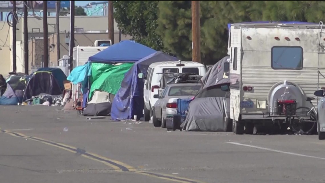 California S Homeless Crisis Continues Cbs Com