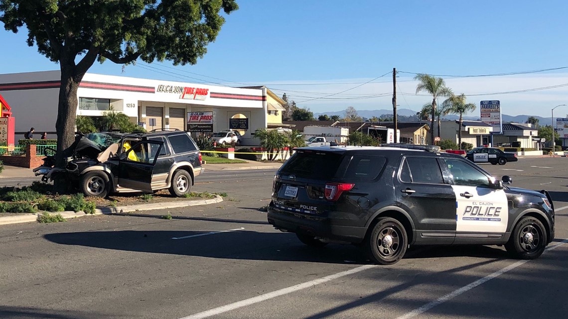 1 dead in singlecar accident in El Cajon