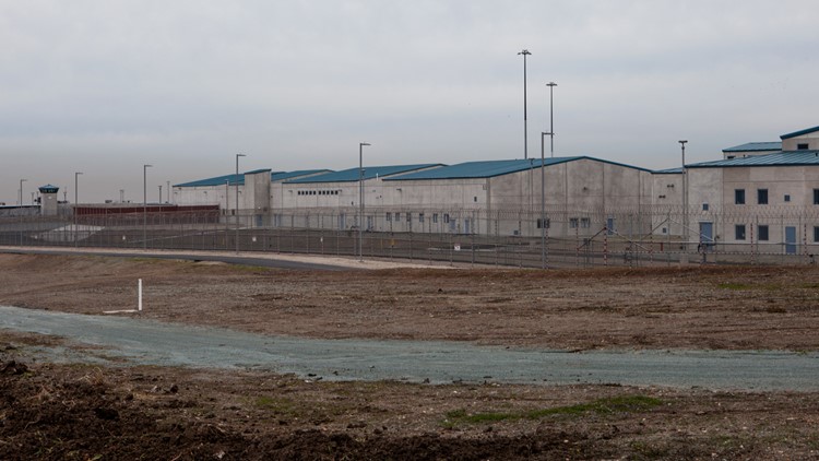 3 Donovan inmates found dead or dying in cells from COVID-19 | cbs8.com