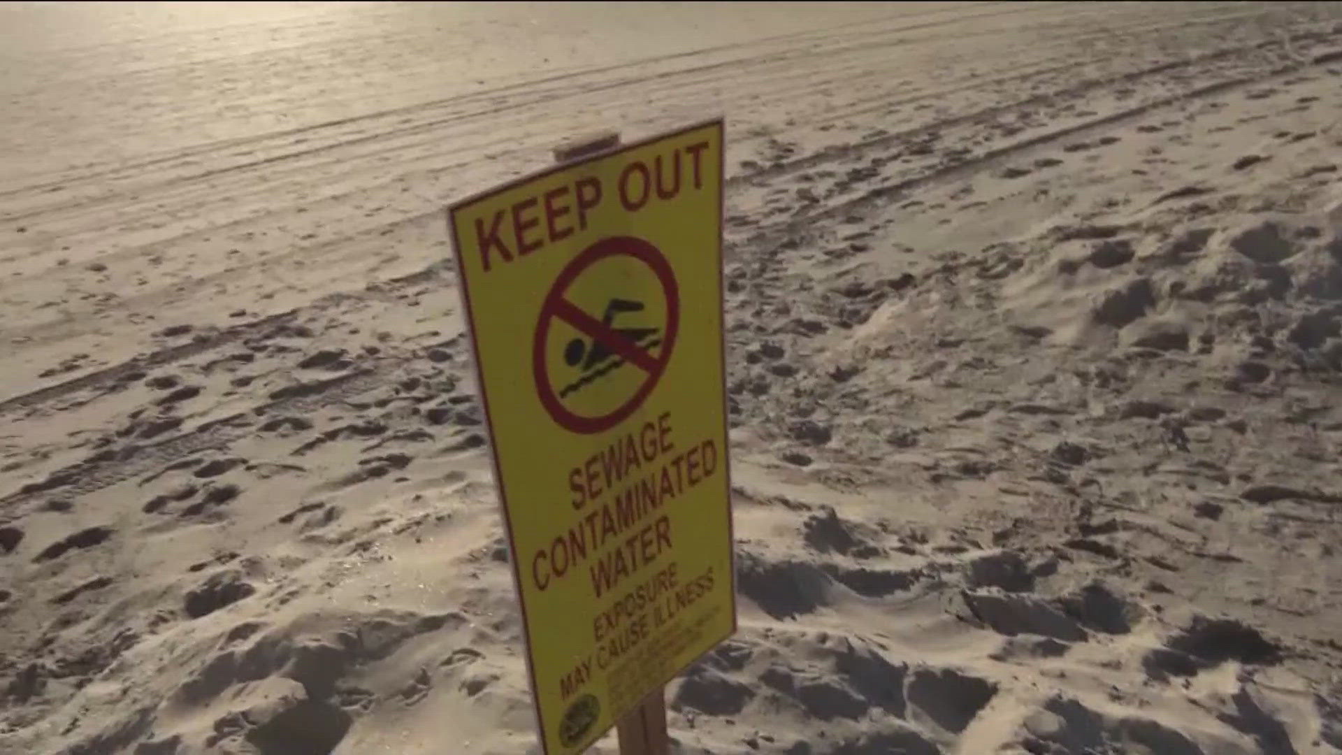 CBS 8's Elizabeth Sanchez reports on Coronado beaches being closed over Memorial Day weekend because of sewage pollution.