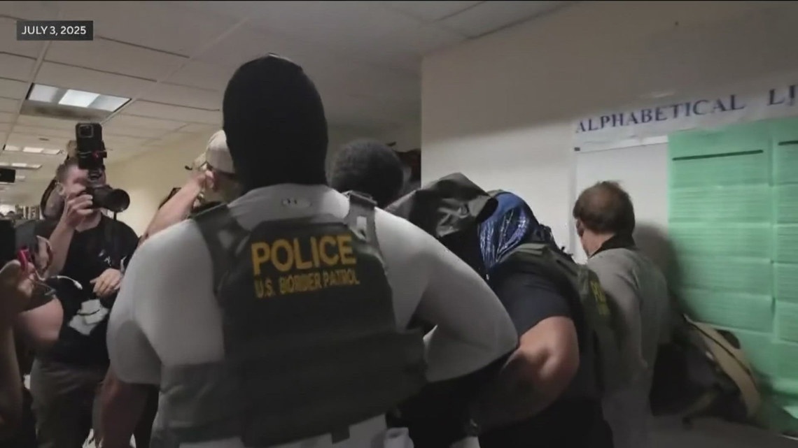 California bans law enforcement from wearing ski masks starting 2026