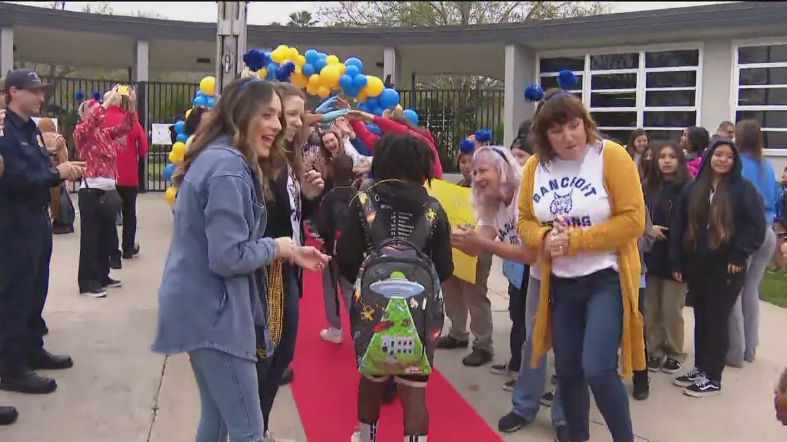 Students return to Bancroft Elementary in Spring Valley a month after ...