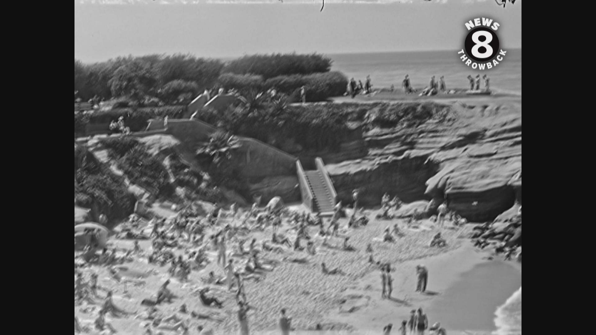 La Jolla Cove. A couple of new records set today in San Diego. It was the hottest July 4th since 1907 with a sizzling 89 degrees and a record number of persons.