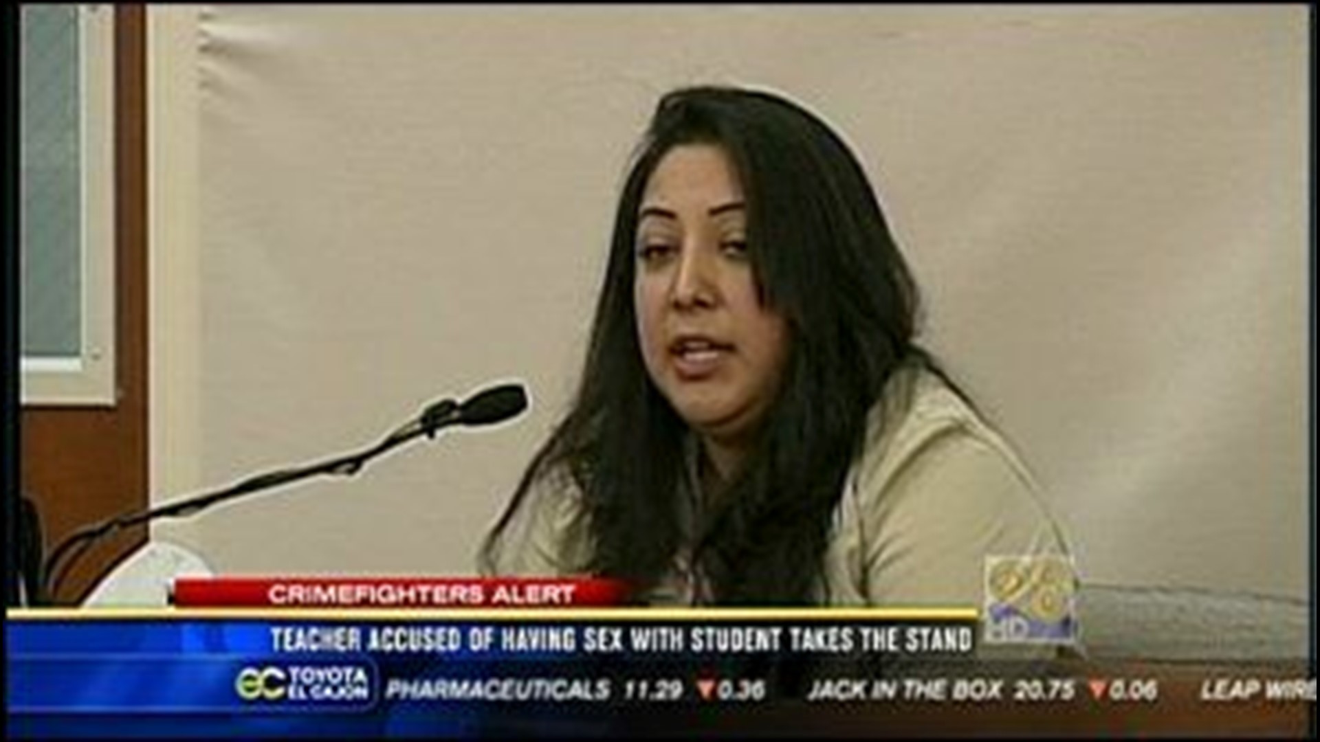 Teacher accused of having sex with student takes the stand | cbs8.com
