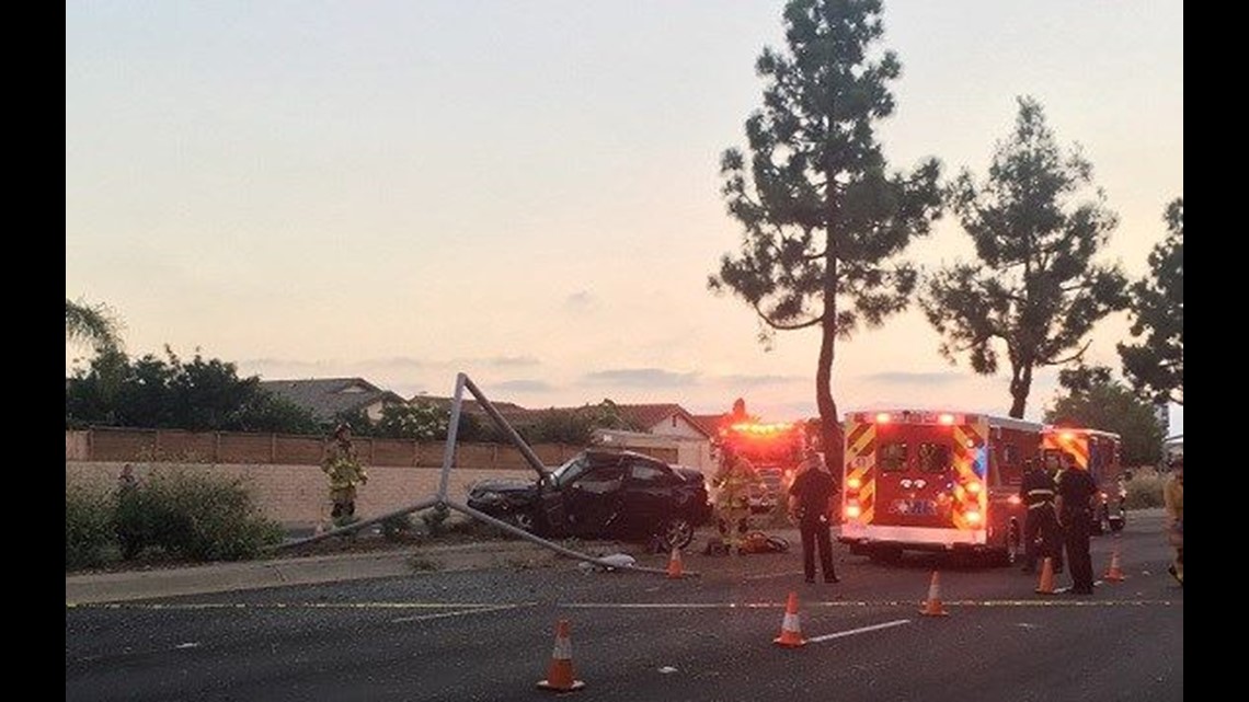 Man killed in solo car crash in Mira Mesa