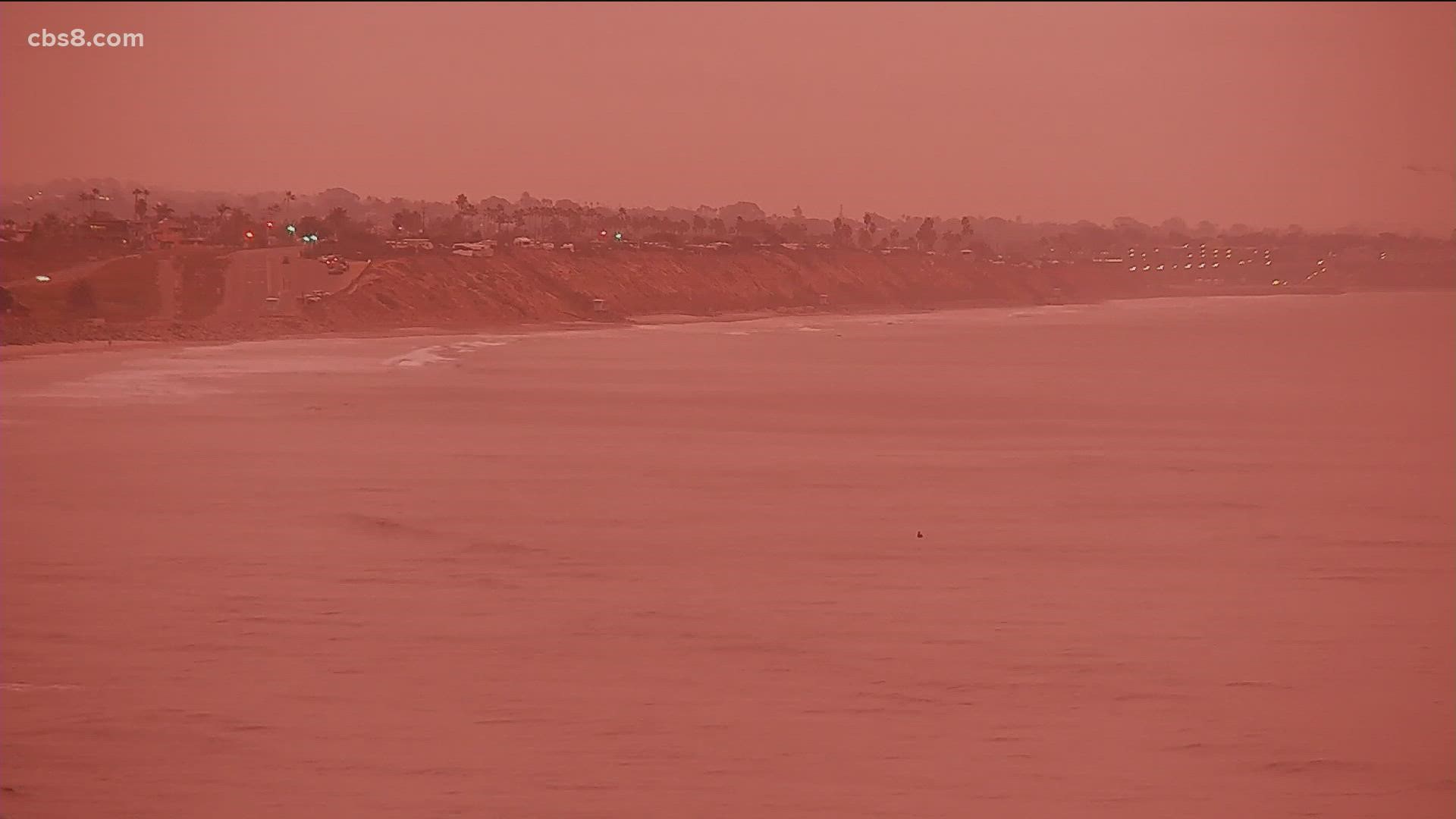 It really was pink in #SanDiego for a while Tuesday morning due to the incoming rain blocking out most of the colors around sunrise, expect for PINK!