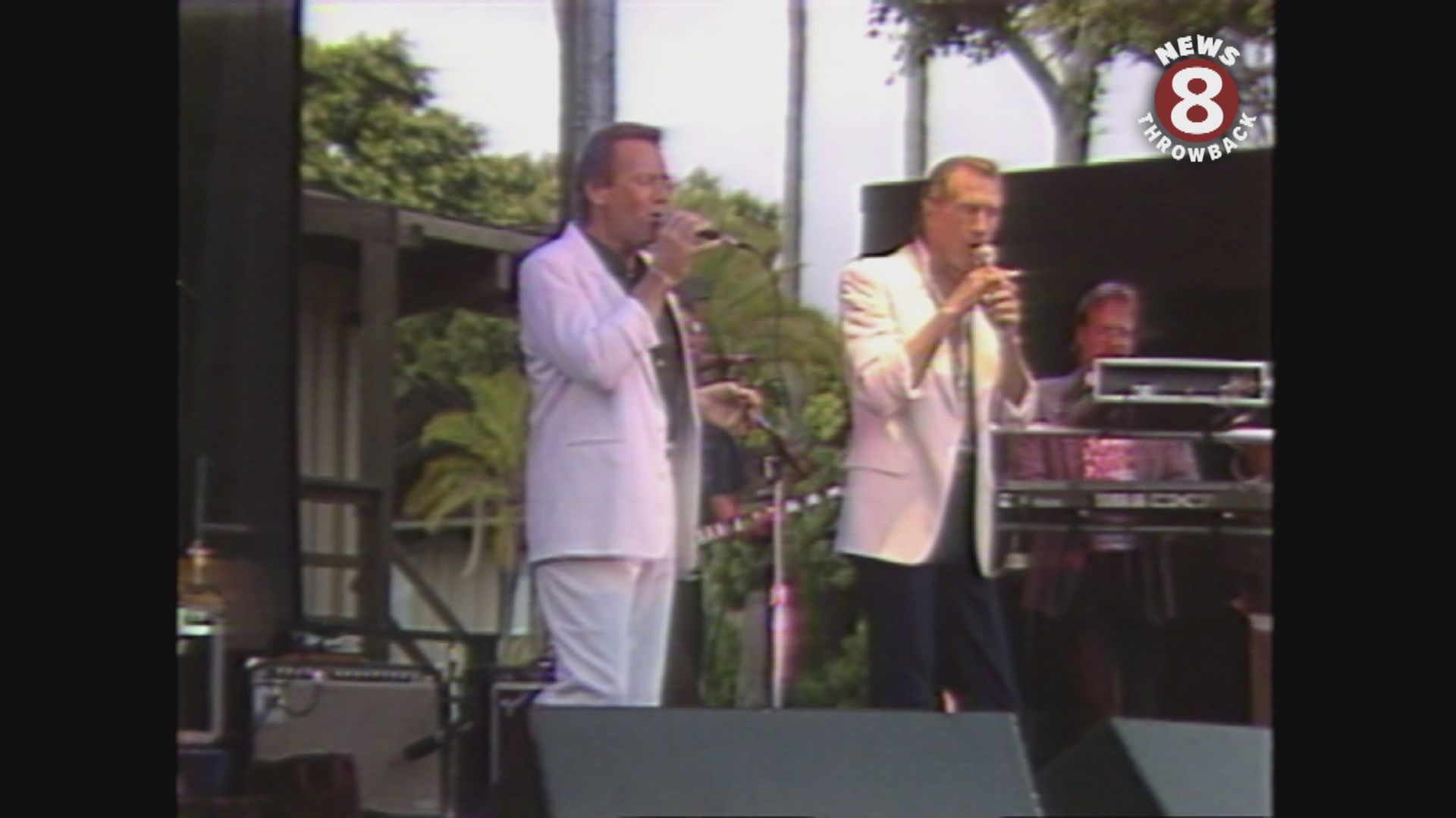 The Righteous Brothers perform at Humphrey's in 1987 and in 1996, Larry Himmel meets them before their show at Humphrey's.