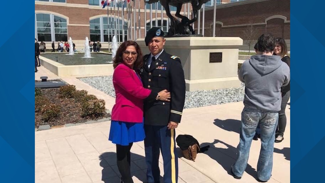 U S Army Lieutenant Fighting His Mothers Deportation