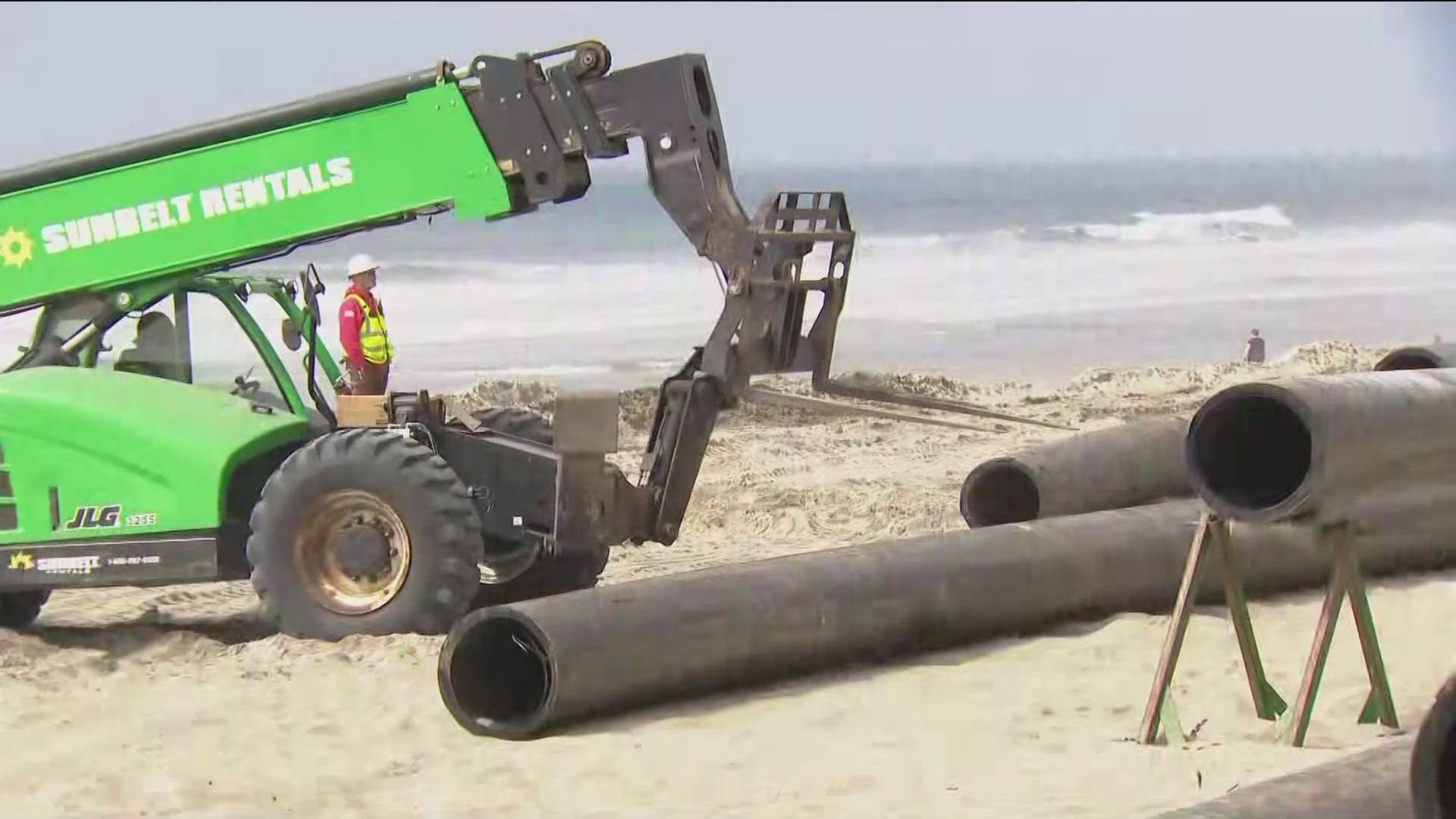 Lagoon dredging begins, replenishing sand to Carlsbad beaches | cbs8.com