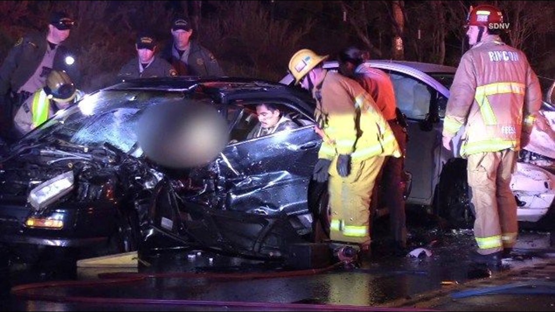 Two killed in crash after fleeing sheriff's deputies near Valley Center ...