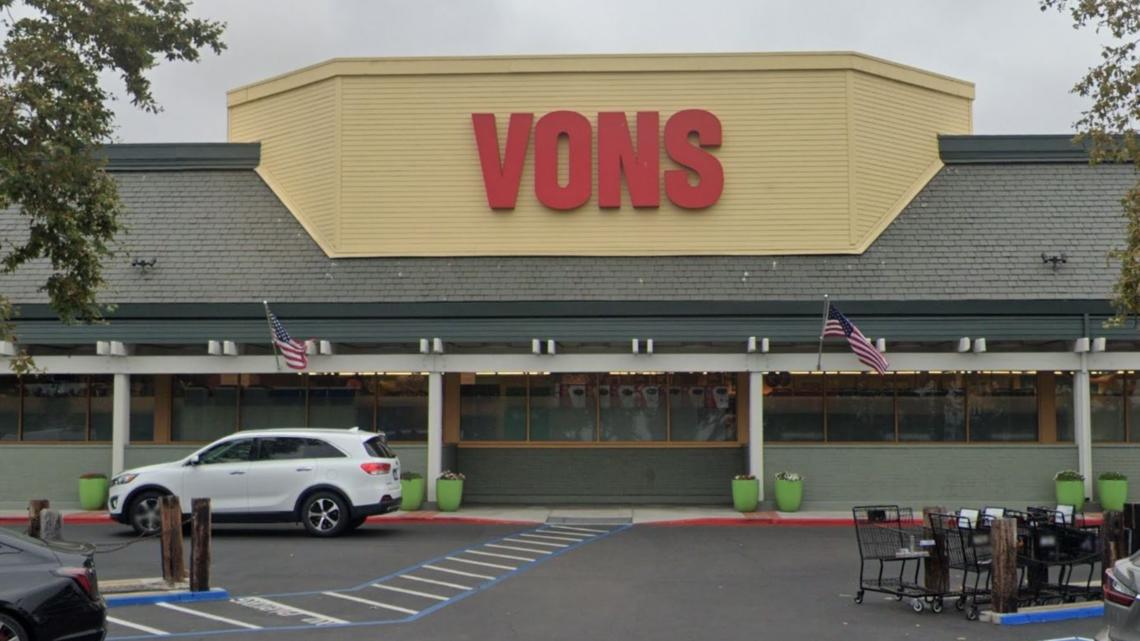 San Diego Vons, Albertsons stores may close under Kroeger merger | cbs8.com