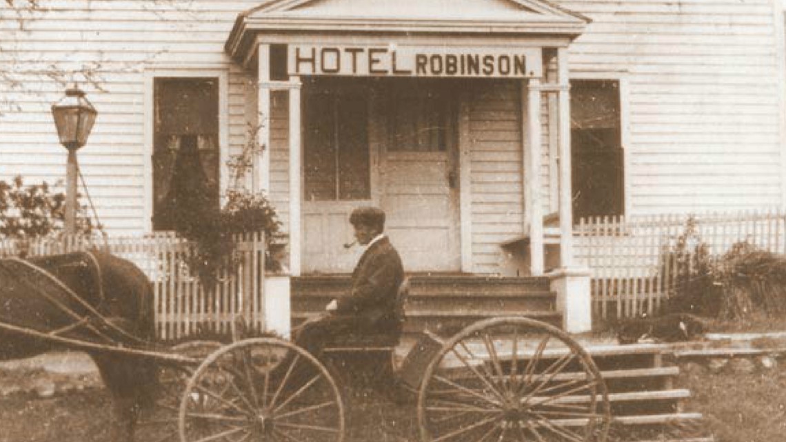 The history behind Hotel Robinson in Julian, CA - Vimarsana News