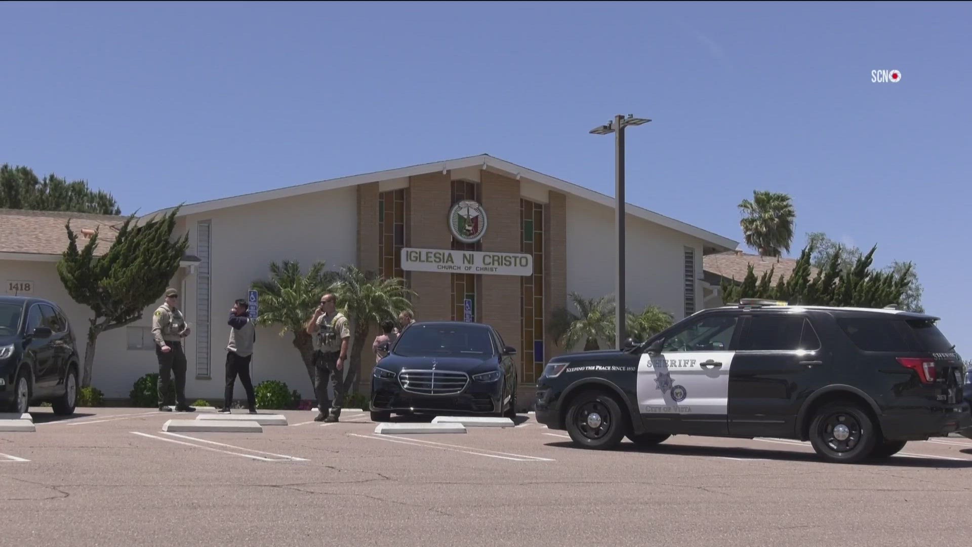 Around noon Sunday the San Diego Sheriff’s Department received a call about a man having a gun and threatening to harm himself at Iglesia Ni Cristo.