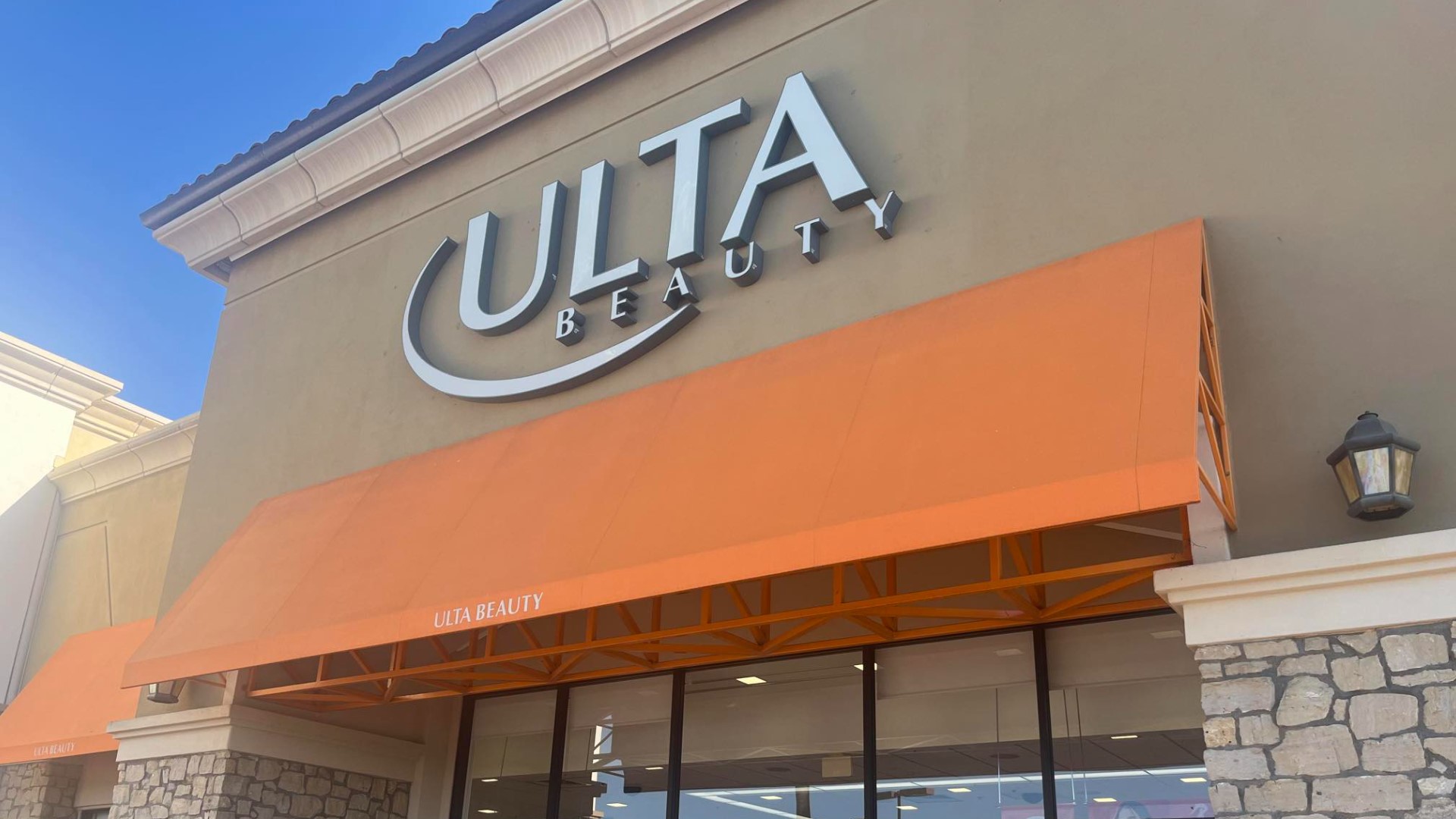 The Bonsall woman is accused of flying shoplifters across the nation to steal from Ulta stores and then sell the items online.
