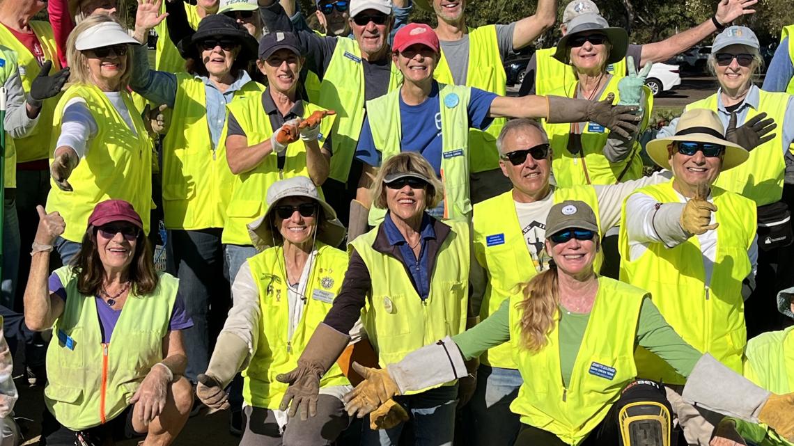 La « Mean Green Team » de Point Loma entretient les espaces publics à travers San Diego et rassemble la communauté