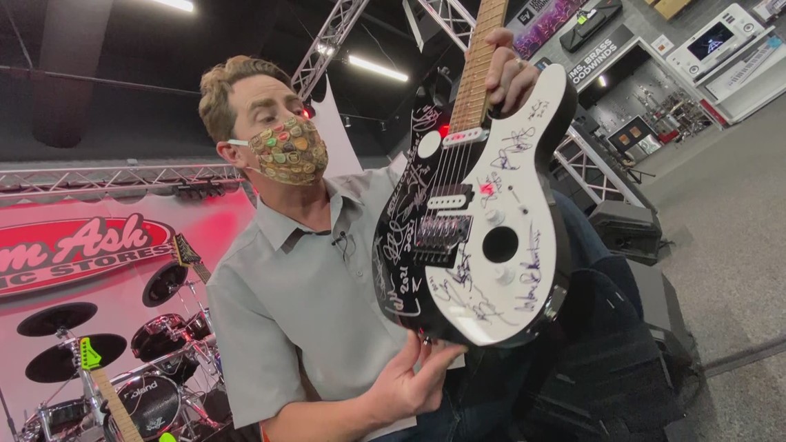 Greatest 'Rock Stars' on the planet donate guitars for good cause - Vimarsana News