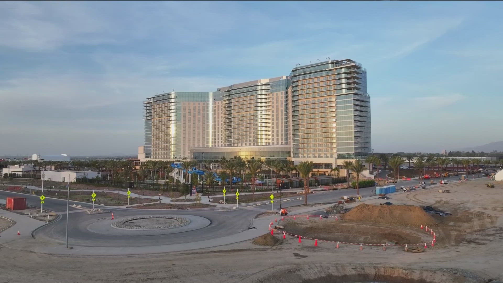 Friday, March 7, the new Gaylord Pacific Resort and Convention Center is launching a five-day hiring blitz.