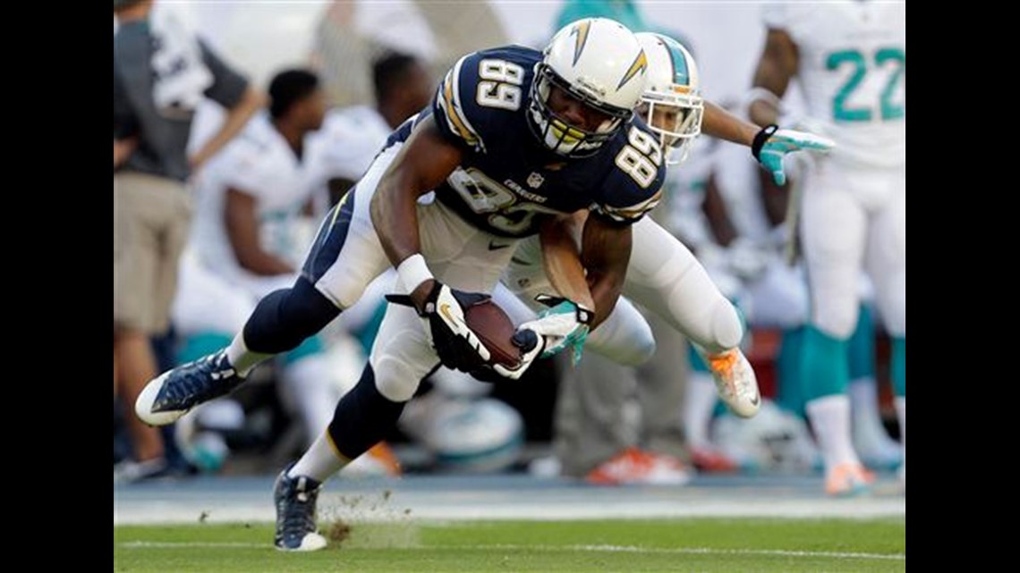 Embattled Dolphins Stop Chargers To Win, 20-16 | Cbs8.com