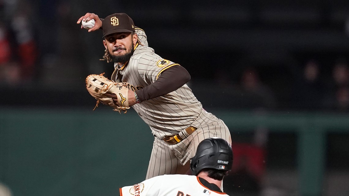 Questions abound following report that Padres superstar Tatis Jr fractured his wrist