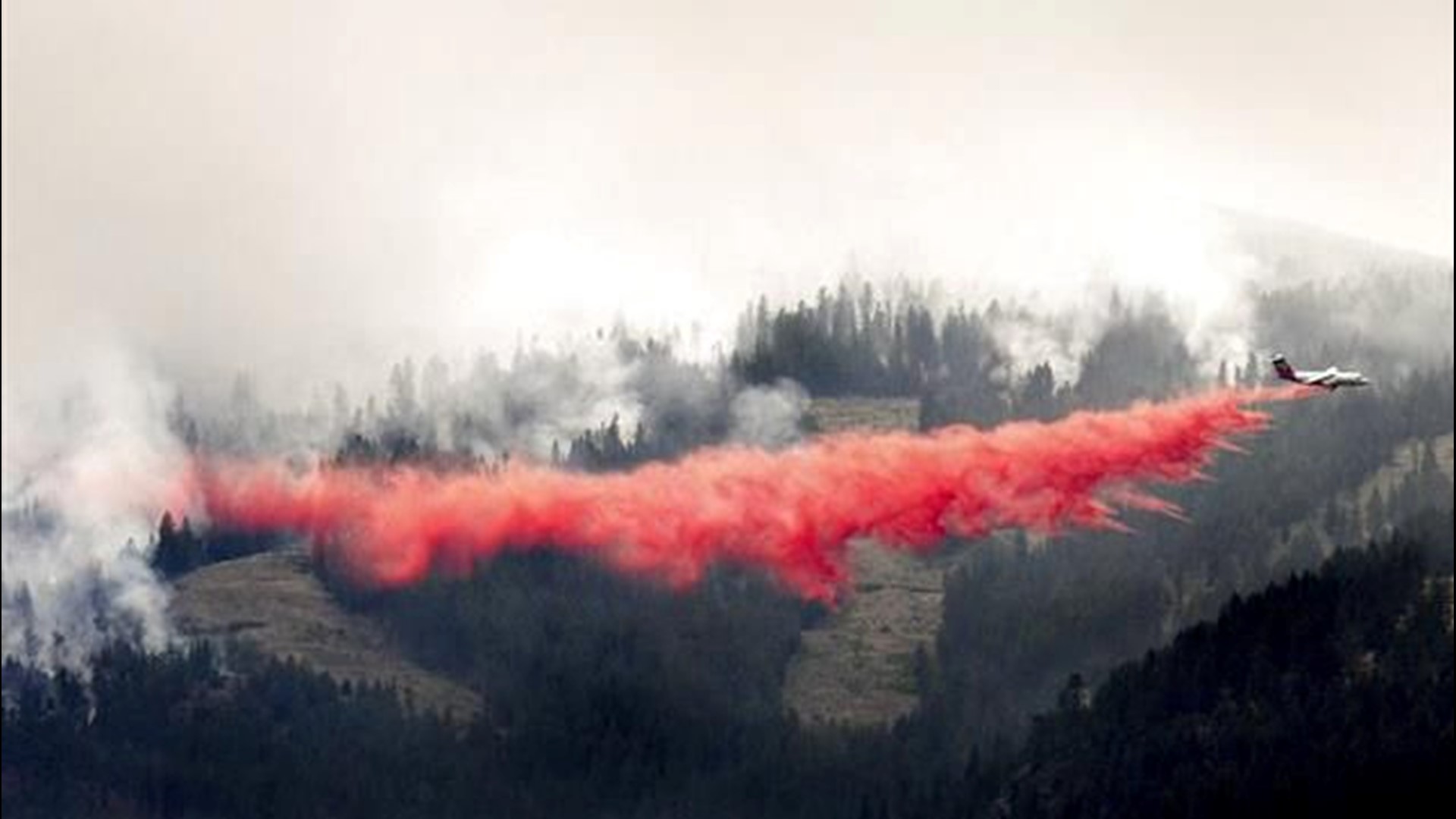 Evacuation orders affect hundreds in California, Oregon