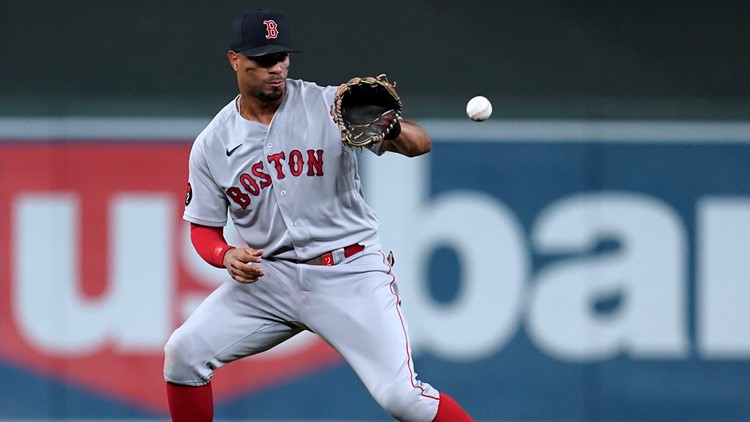 AP source: Xander Bogaerts to Padres for 11 years, $280 million