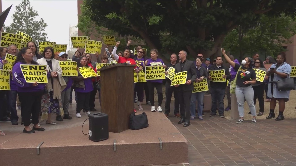 San Diego community leaders denounce ICE raids | cbs8.com