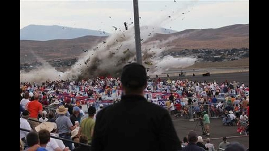 Reno crash killed 9; probe focuses on wayward part | cbs8.com