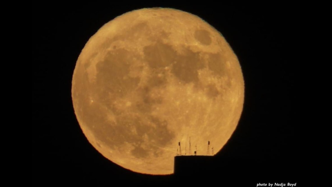 PHOTOS Supermoon graces San Diego sky