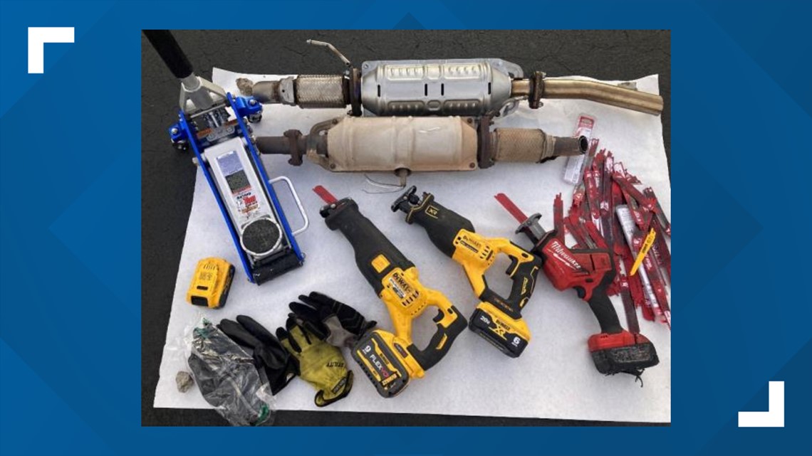 3 men arrested after catalytic converters found in car