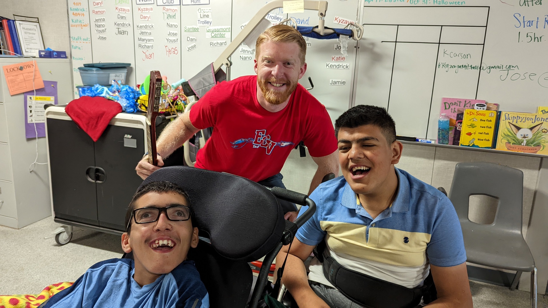Mr. Jason Ritchey SDCCU honors Mr. Sean Ritchey as a Classroom Hero | cbs8.com