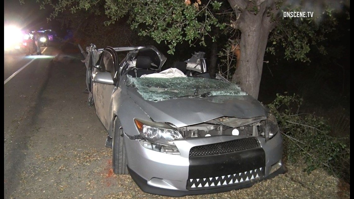 Man dies in possible street racing crash in Valley Center | cbs8.com