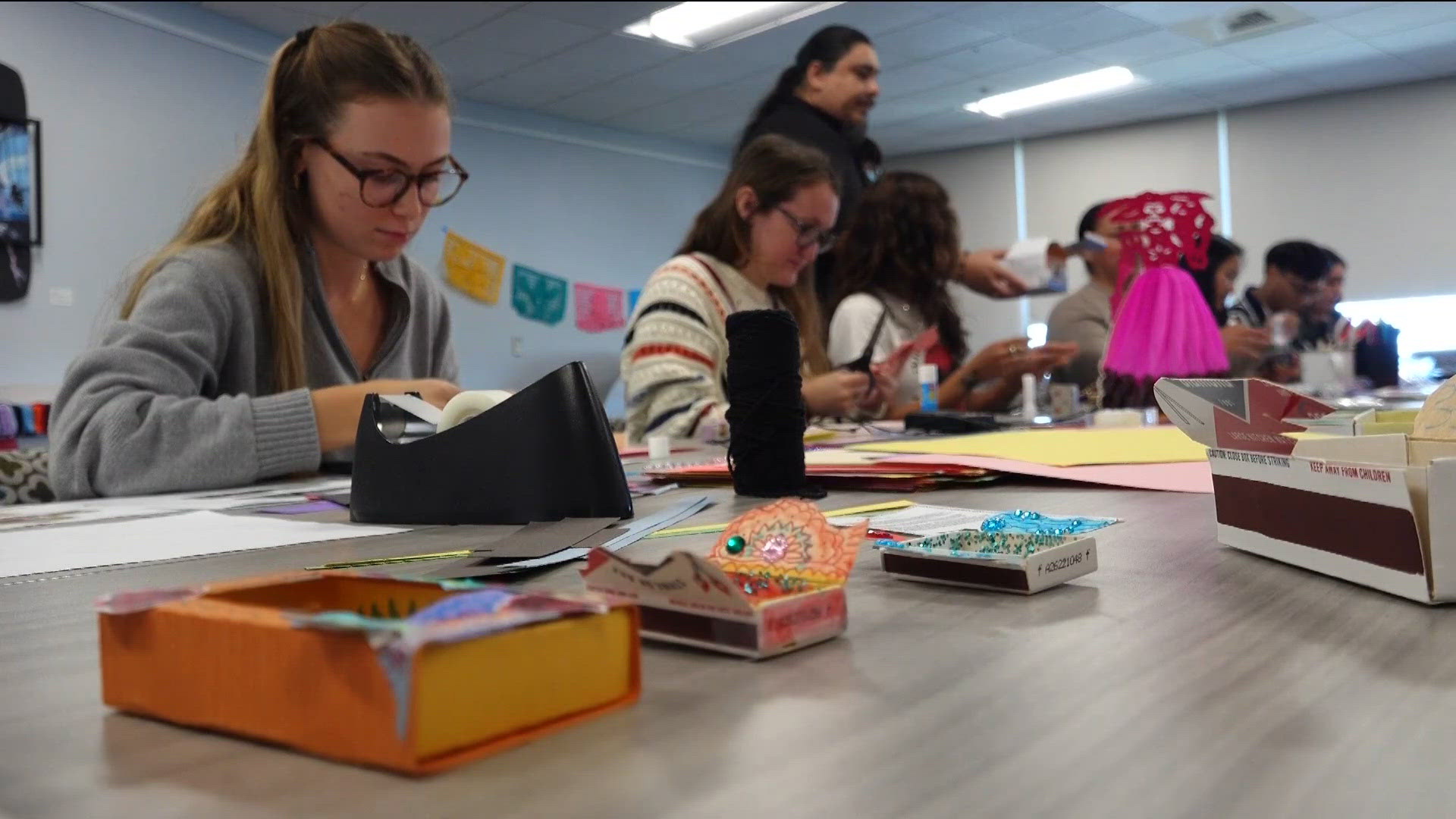 Early voting begins in US midterm elections that could flip control of ...