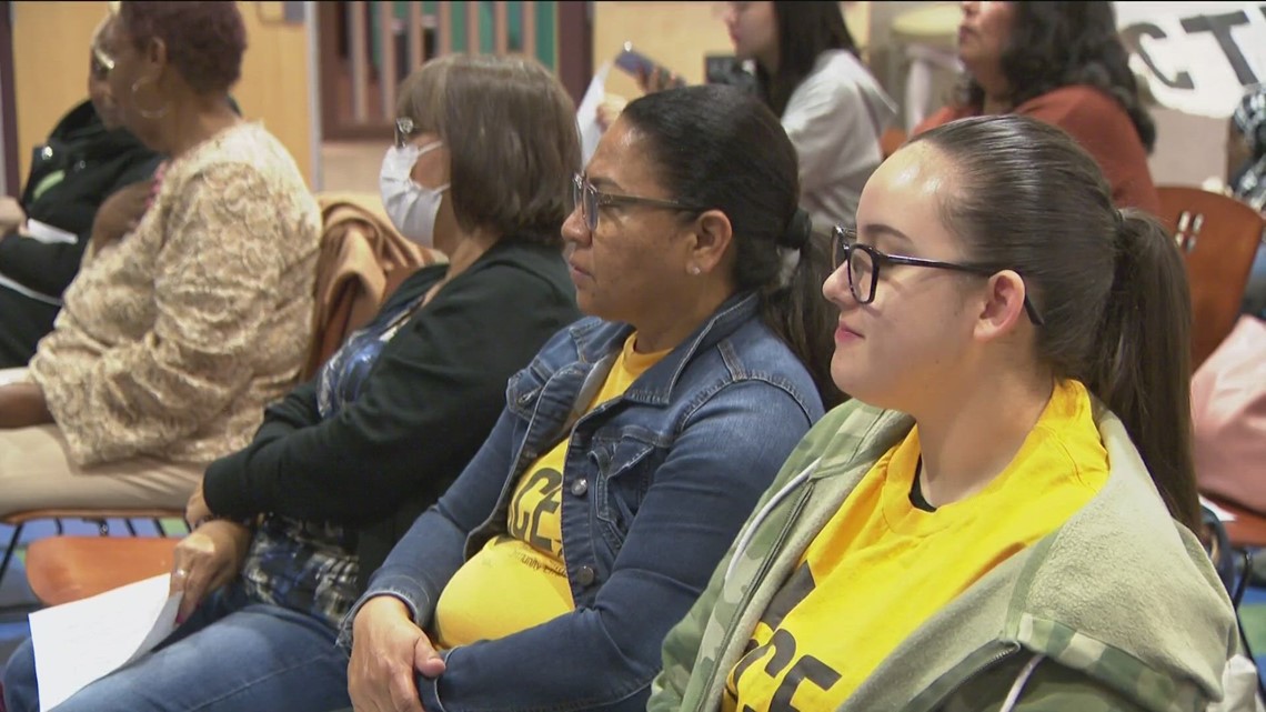 Town hall held in Logan Heights for community members calling for rent protection
