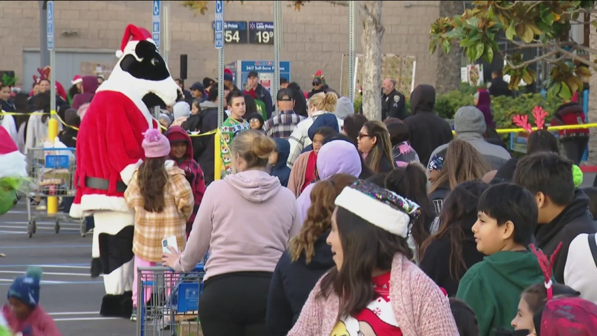 CVPD held a toy drive and meal giveaway for families in need.