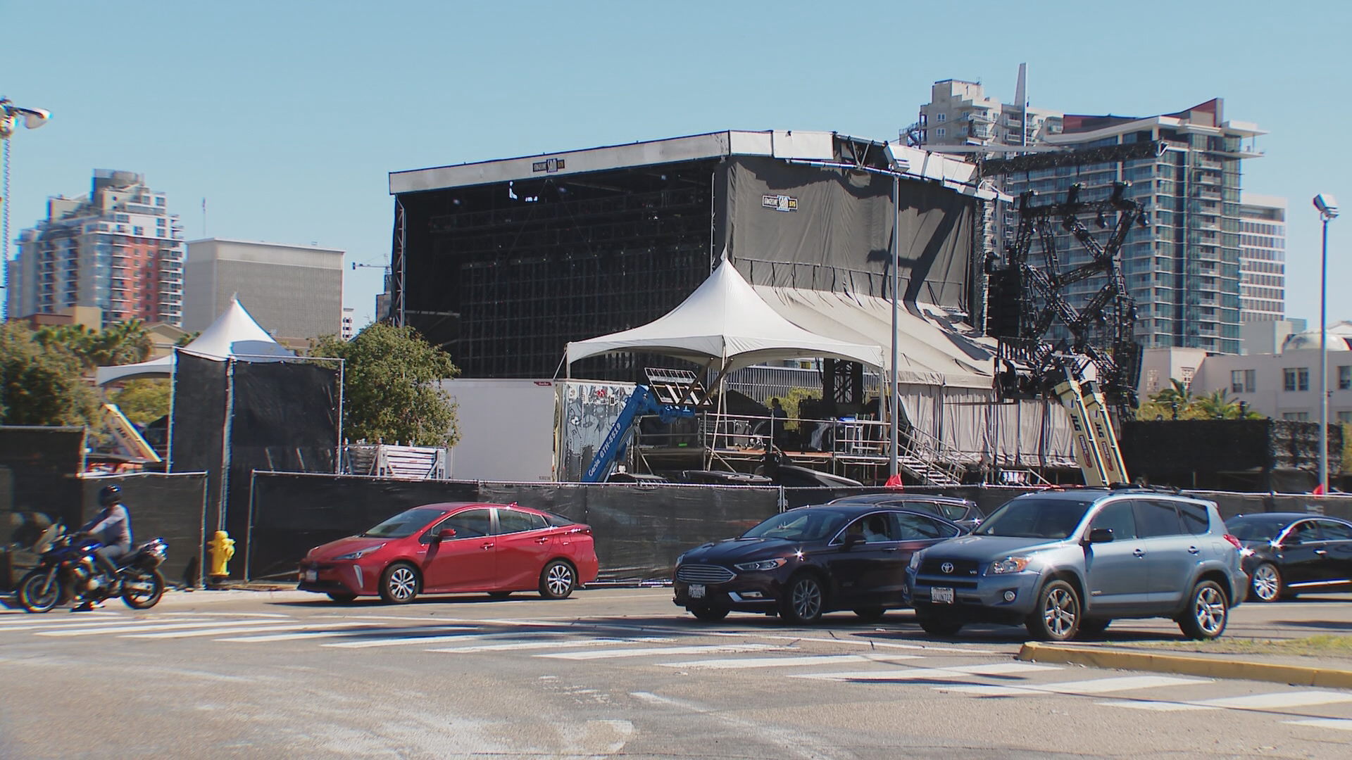 The 'CRSSD' music festival at Waterfront Park will go on as planned even after bigger festivals like SXSW are canceled.