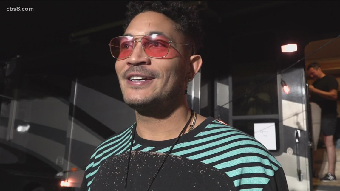 Blended Festival attracts thousands, singer Bryce Vine chats with News 8 - Vimarsana News
