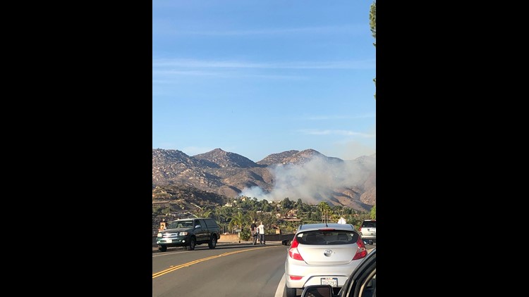 Crews battle brush fire in Lakeside | cbs8.com