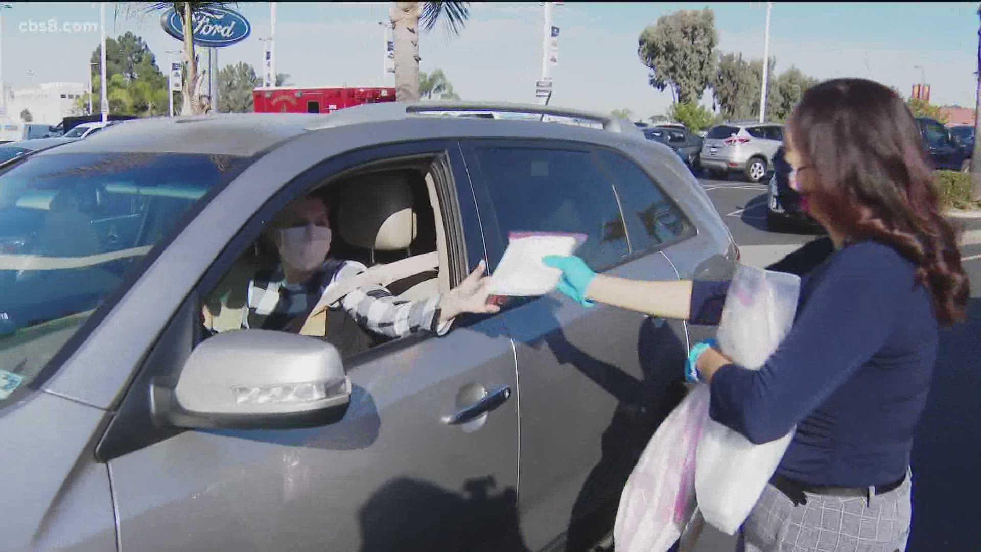 Ford teamed up with non-profits to give out 4 million medical masks across California on November 20.