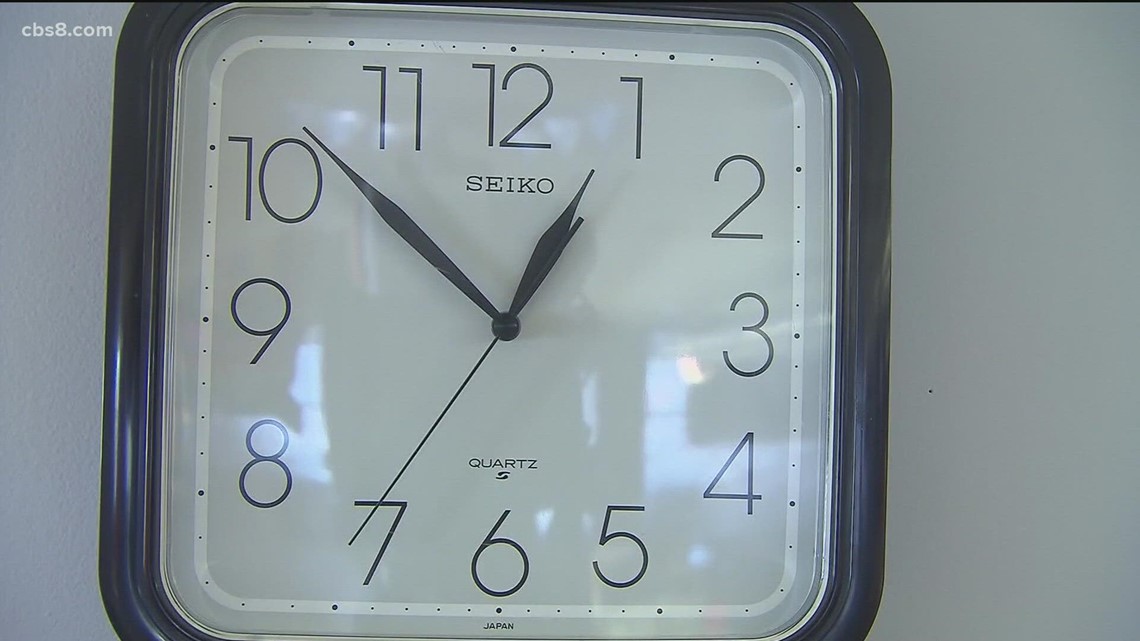Californians prepare to 'fall back' for daylight savings - Vimarsana News
