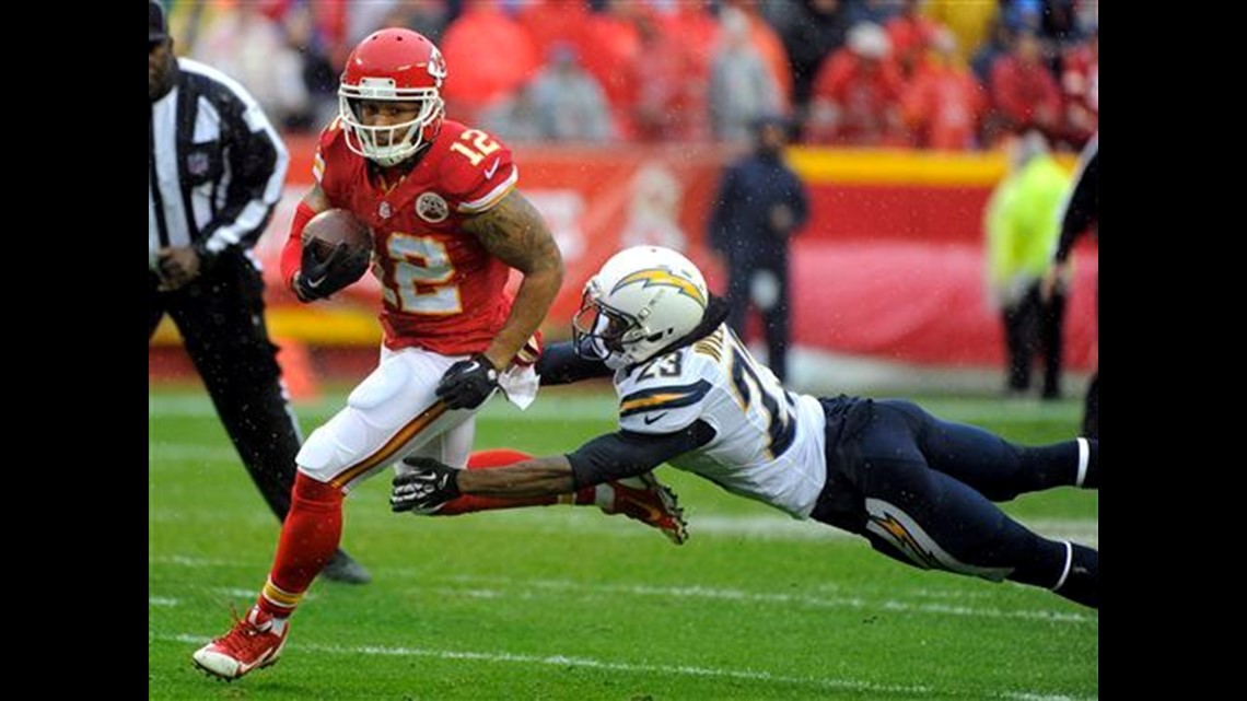 Chiefs' late goal-line stand preserves victory