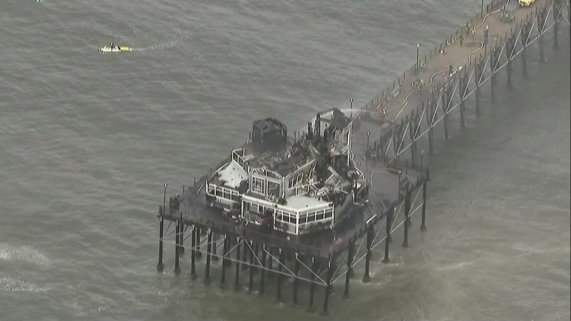 Oceanside mayor says the city is 100% committed to rebuilding historic pier damaged by fire.