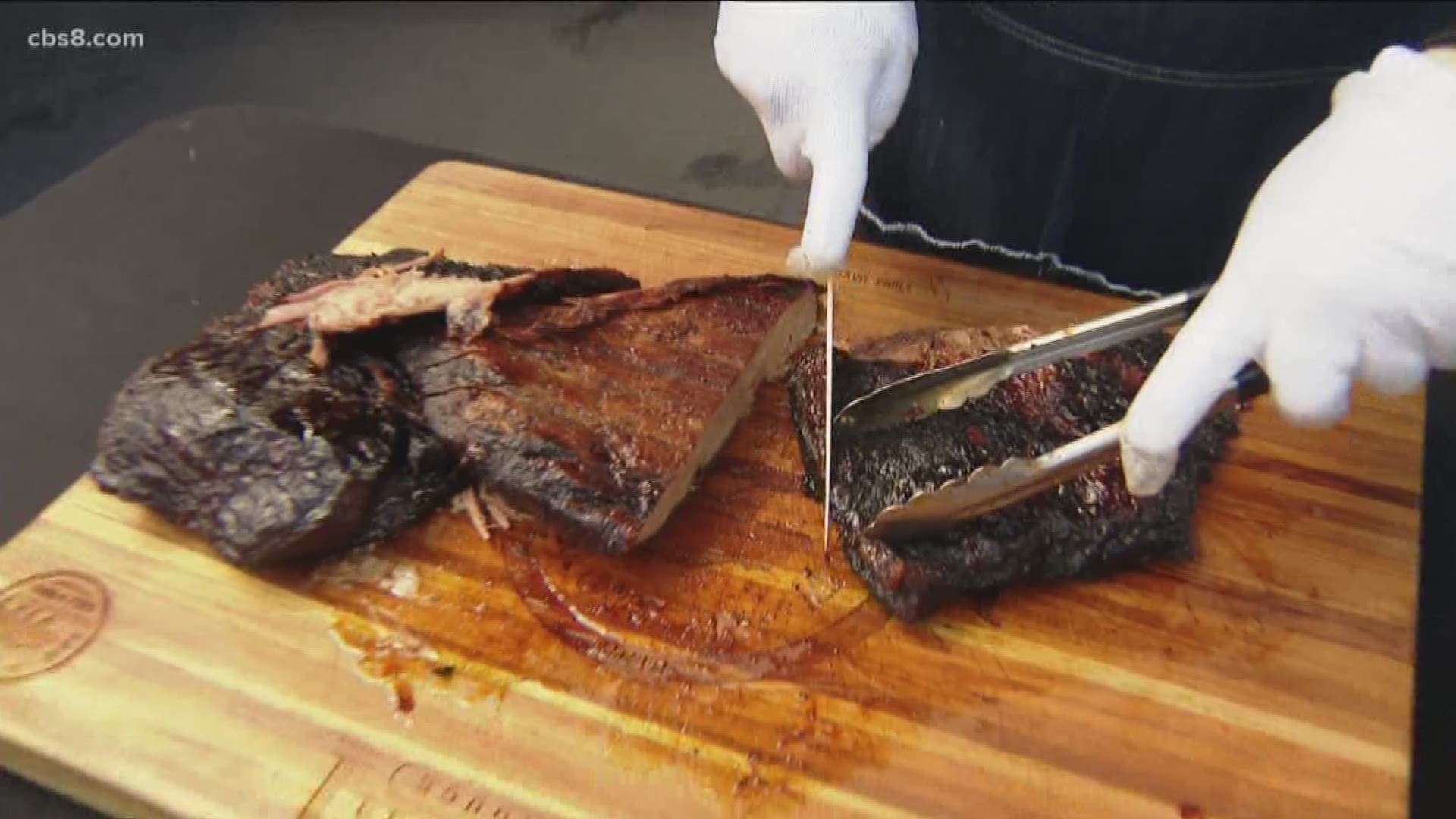Barbecue pros stopped by Morning Extra with tips on how to prepare, sear and serve tri-tip and more. Yum!