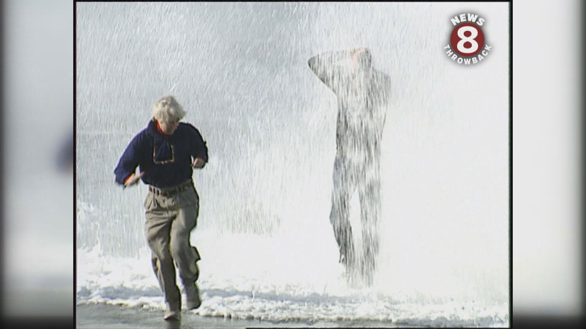 Huge waves batter San Diego coastal areas in 1995 | cbs8.com