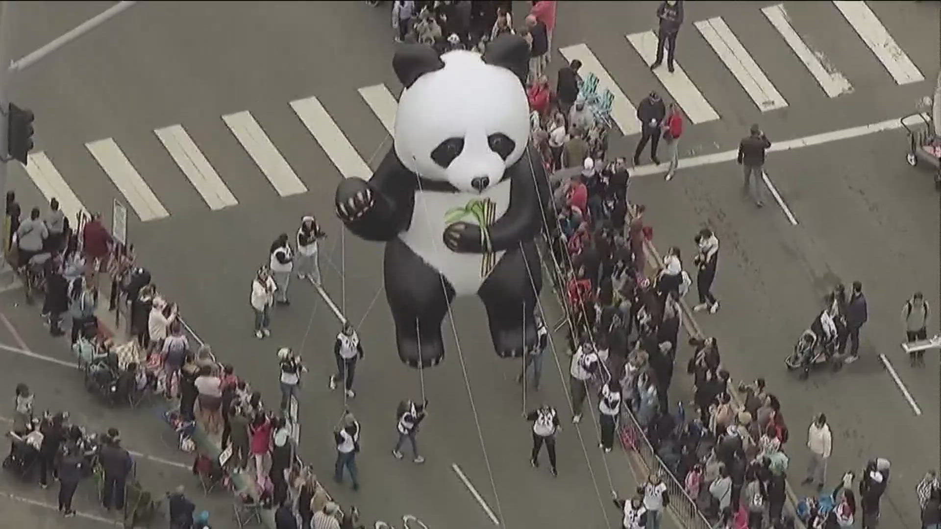 2024 San Diego Holiday Bowl Parade