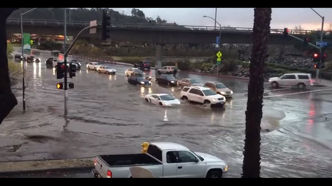 VIDEO: Lamborghini driver plows through flooded San Diego intersection ...